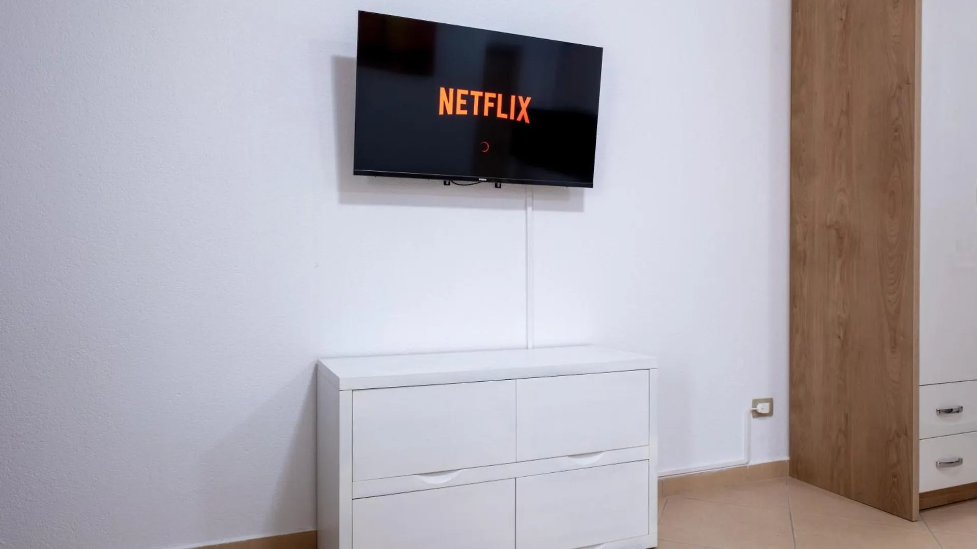 Exelent Bnb - Orange Home Shkembi Kavajes Durres Apartment