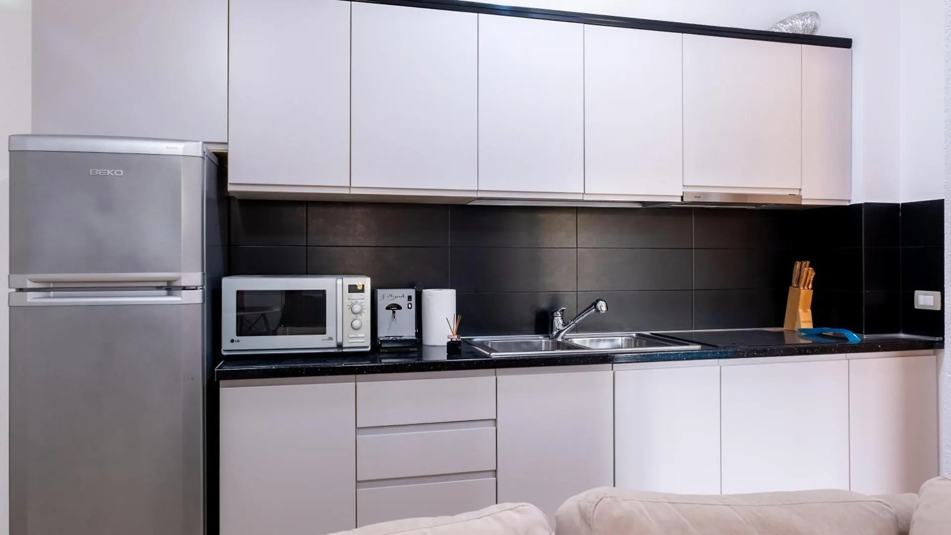Exelent Bnb - Orange Home Shkembi Kavajes Durres